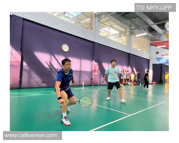 羽毛球热议：上海羽毛球队力量争议引发的深度讨论与思考